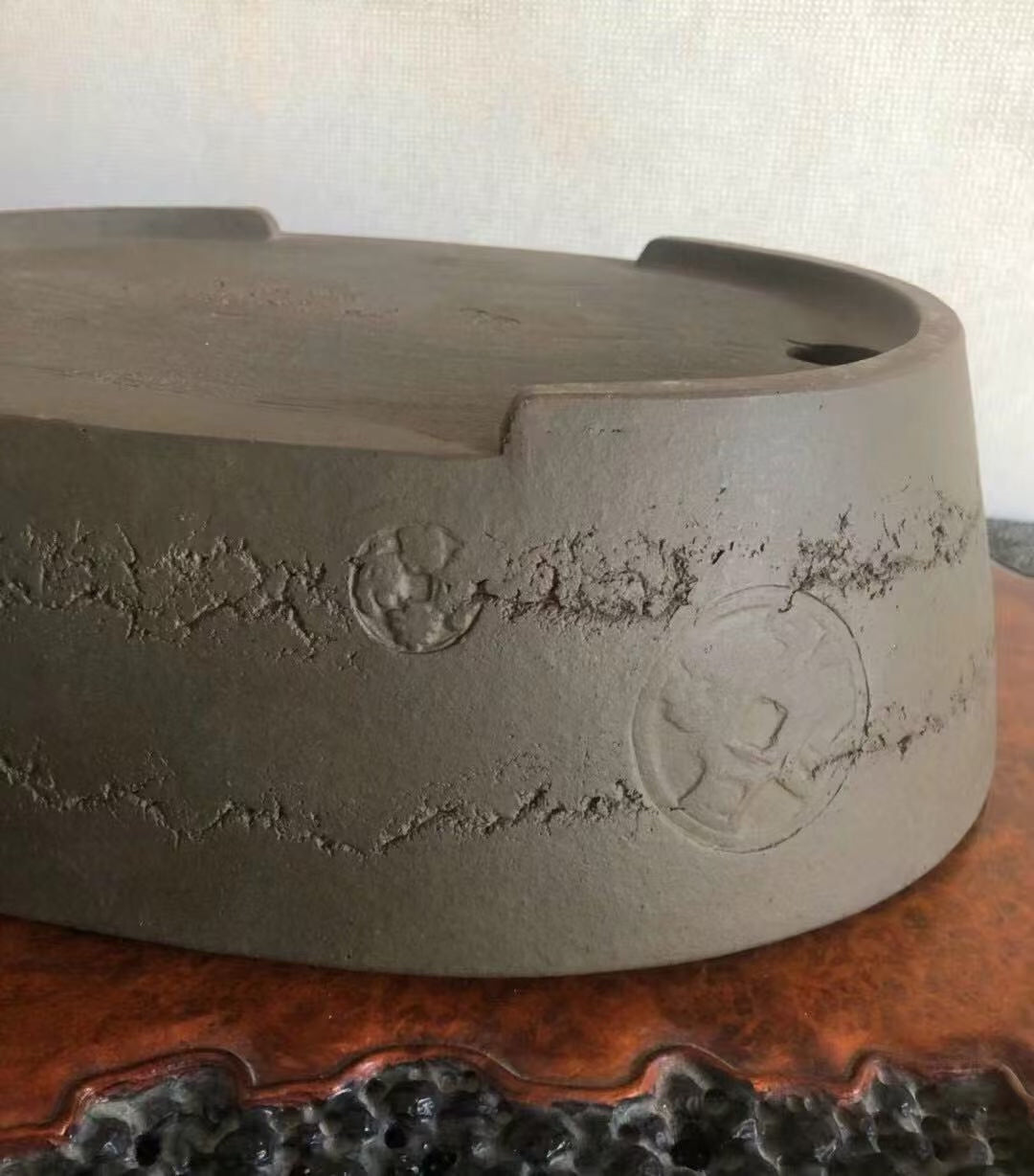 Antique Pot by Jūōdō