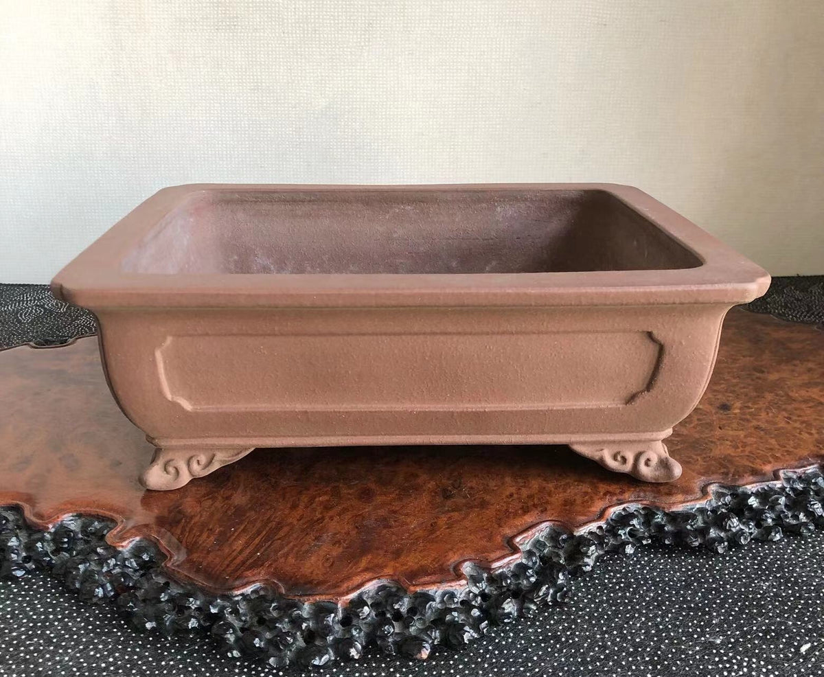Antique Pot by Seisan