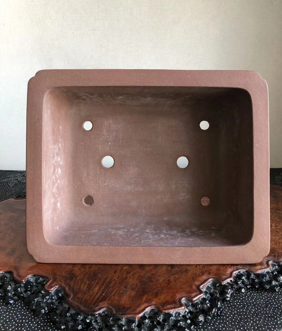 Antique Pot by Seisan