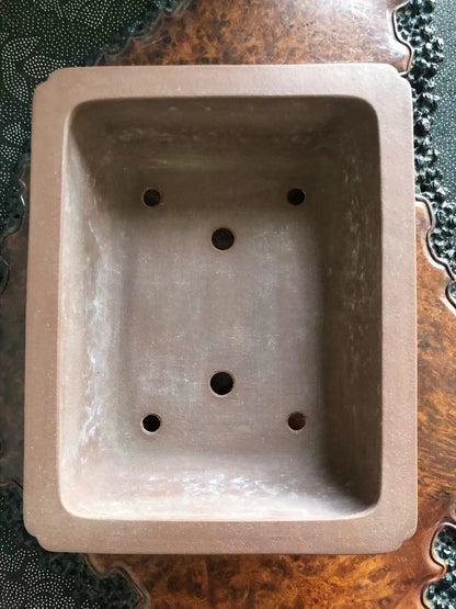 Antique Pot by Seisan