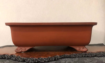 Antique Pot by Kōyō