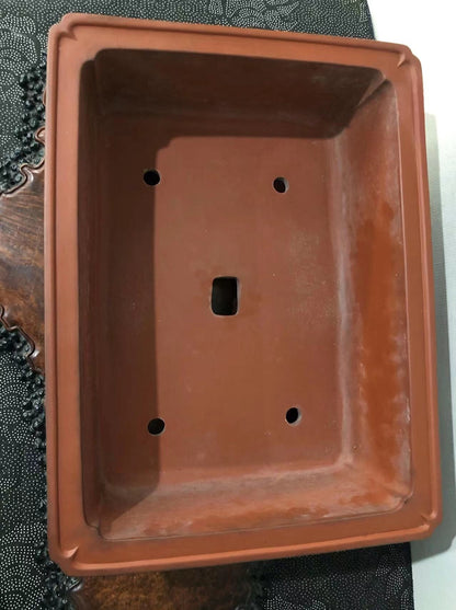 Antique Pot by Kōyō