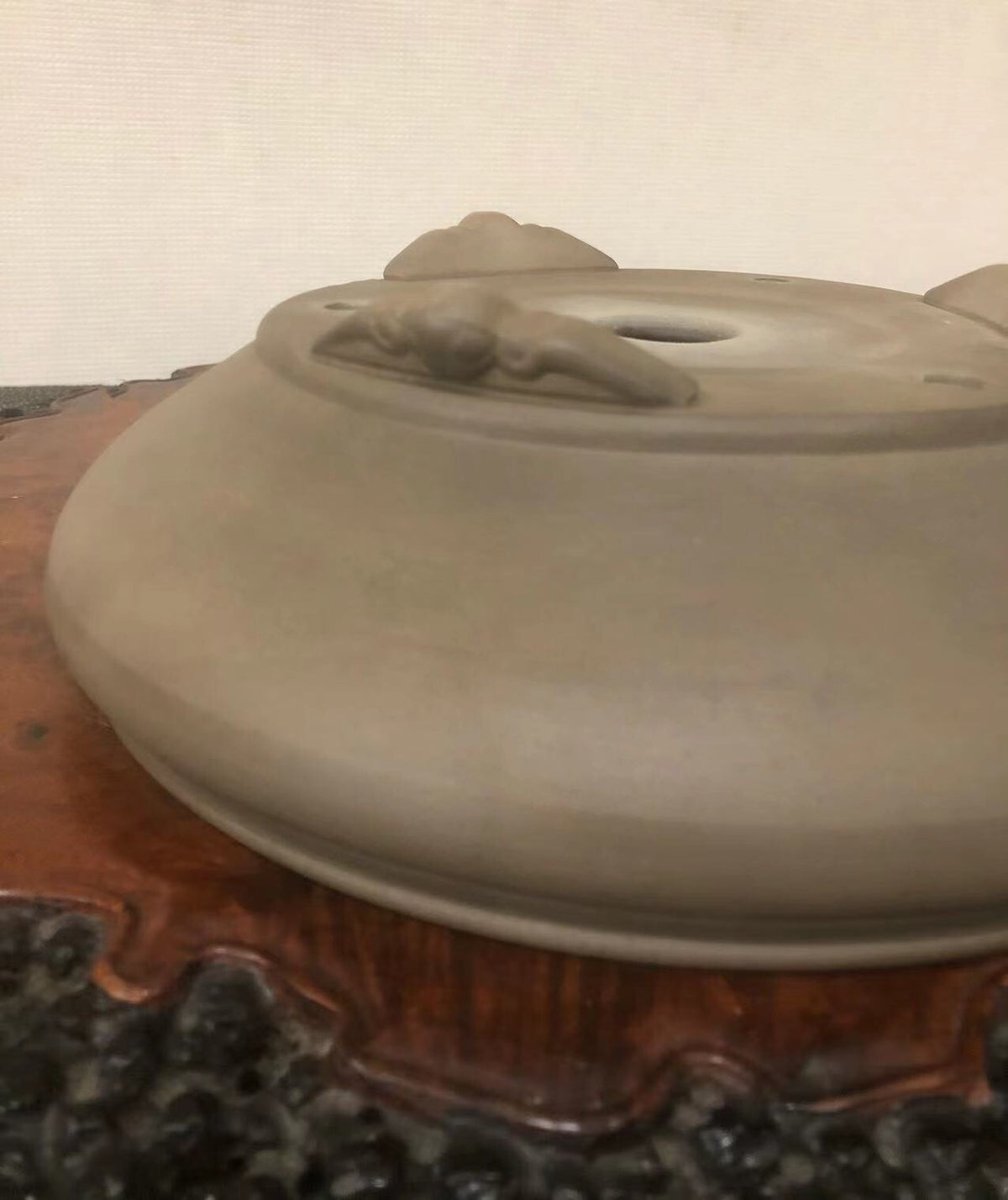 Antique Pot by Hōtoku