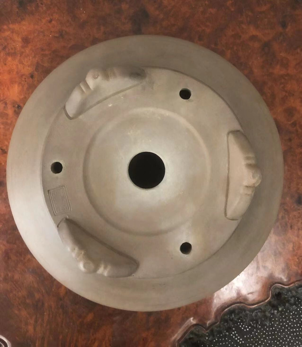Antique Pot by Hōtoku