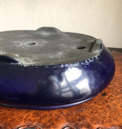 Antique Pot by Koyo