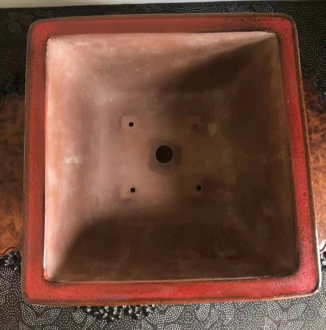 Artist's Mark, Artist's Mark Pot