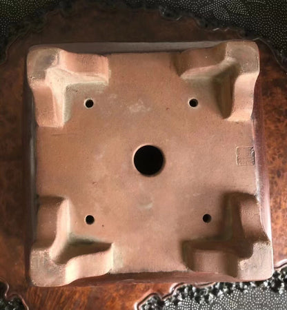 Artist's Mark, Artist's Mark Pot