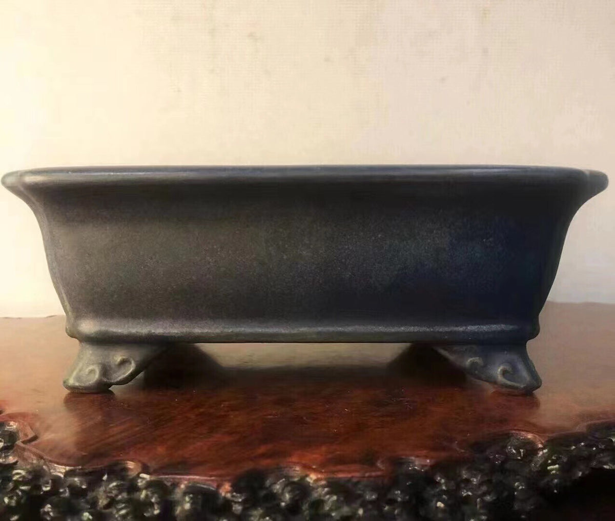 Antique Pot by Nakano Gyōzan