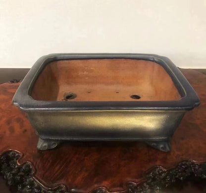 Antique Pot by Nakano Gyōzan