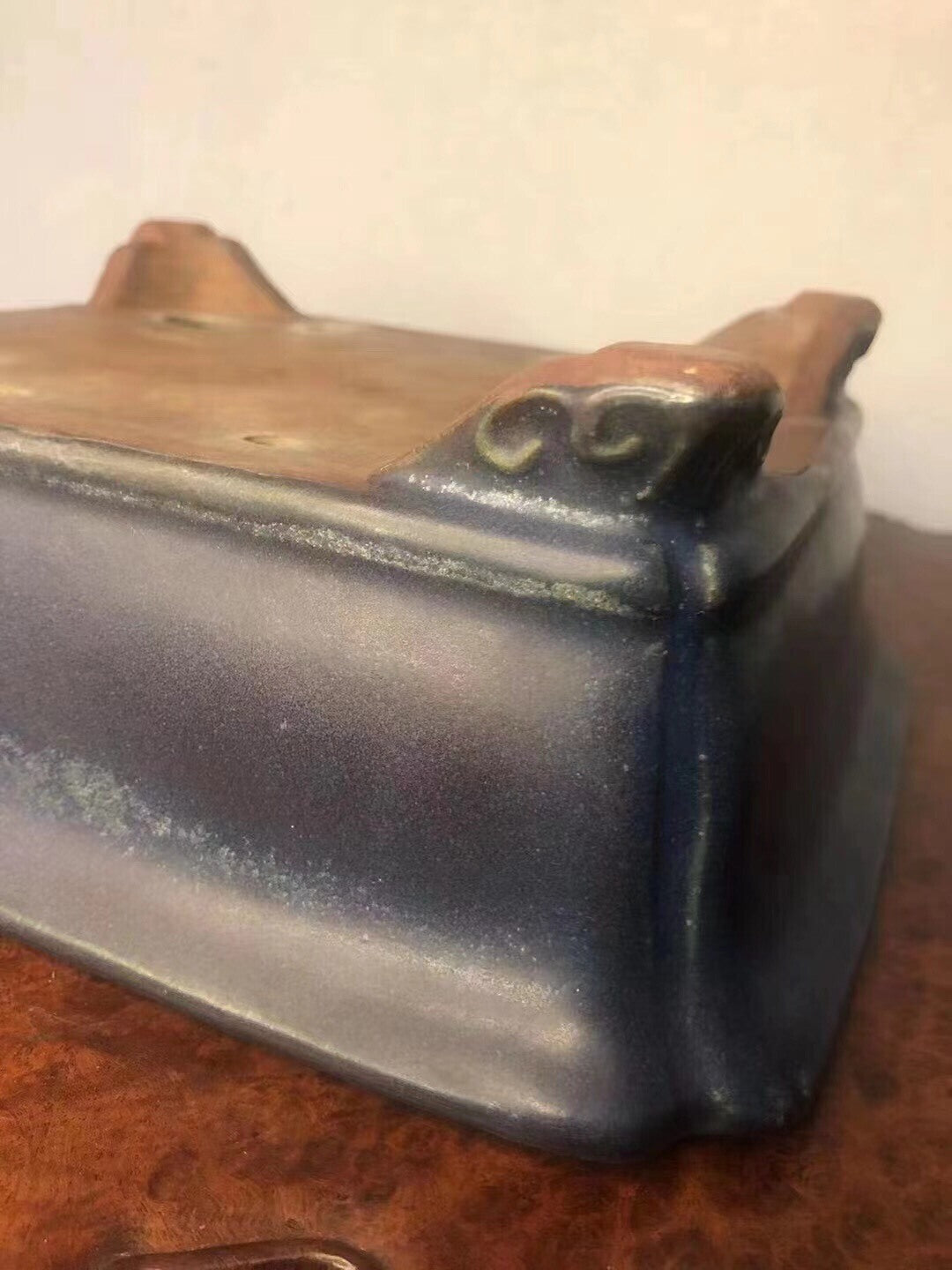 Antique Pot by Nakano Gyōzan