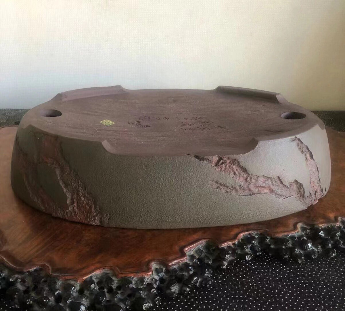 Antique Pot by Jūōdō