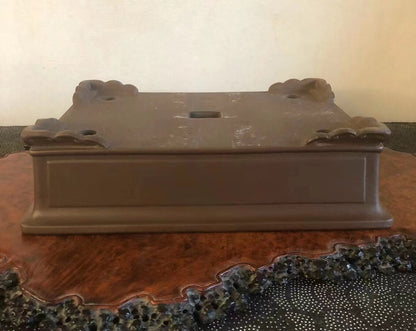Sisan Antique Pot