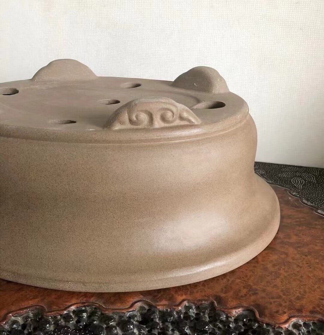 Kawagoe Kiln, Japanese Name Pot by Chin-Ko