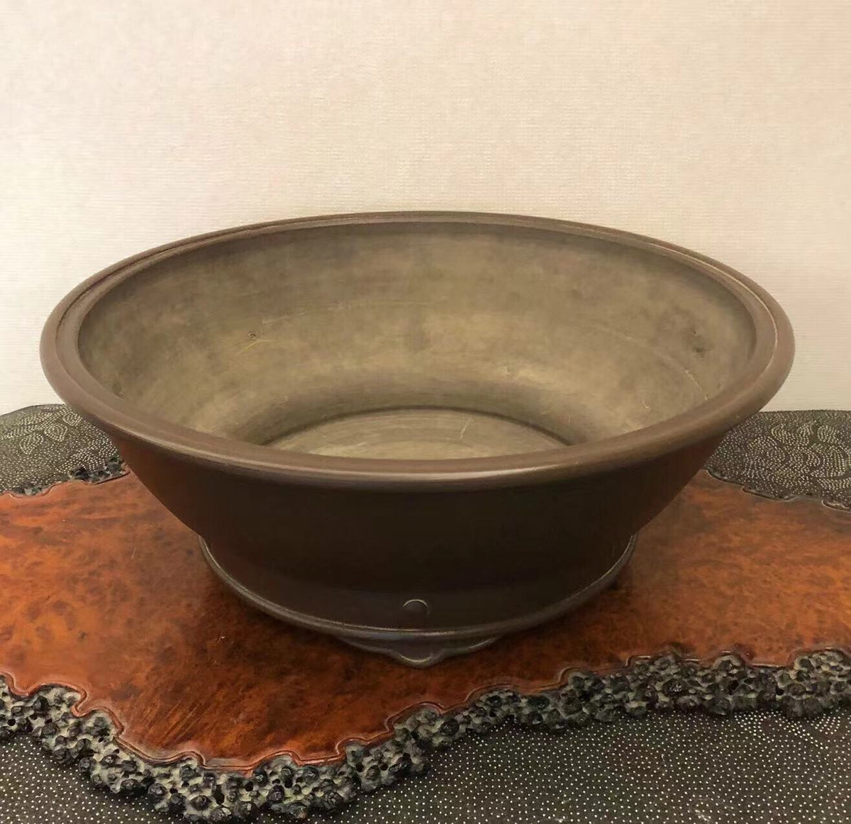 Old Republic-Era Pot, Japanese Returned Cultural Property Pot