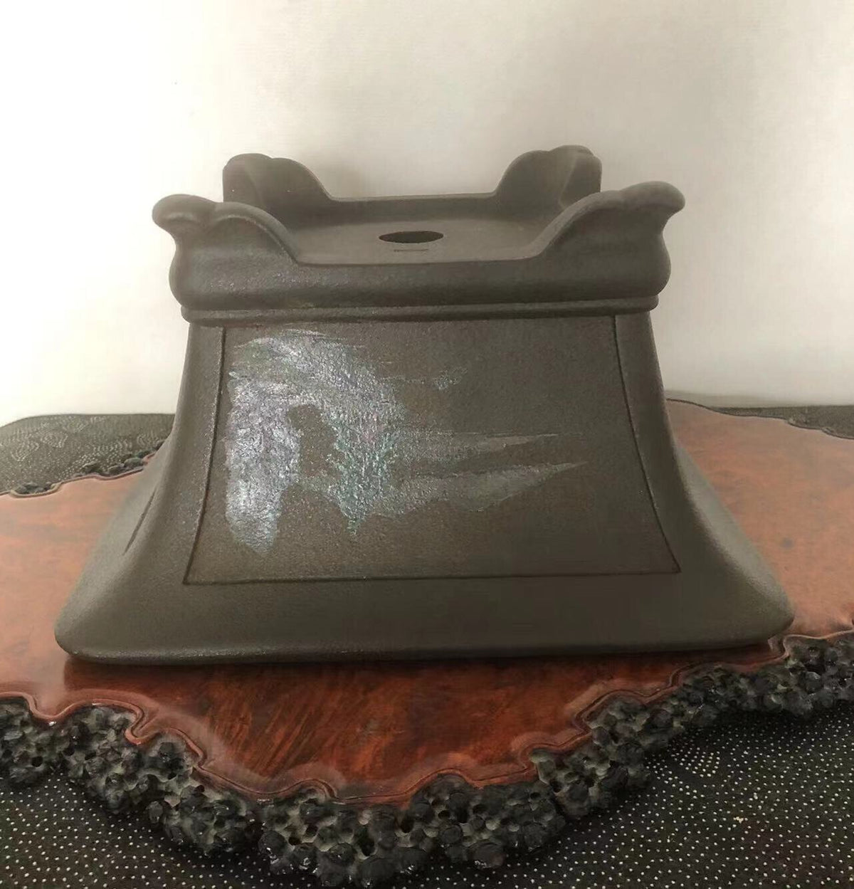 Yamano Aki Seal Mark Antique Pot